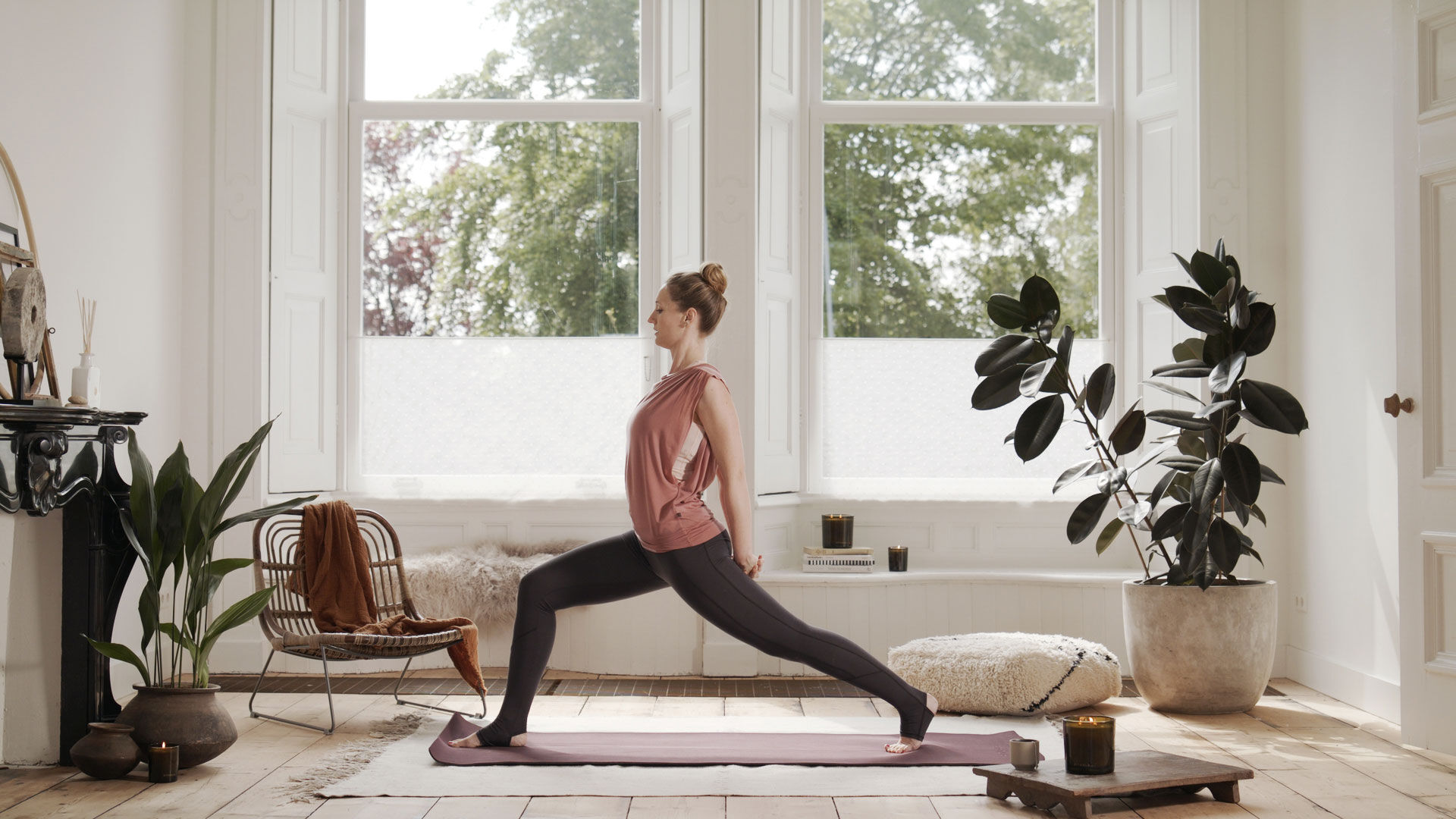 Make Your Day with this Uplifting Morning Yoga Flow 