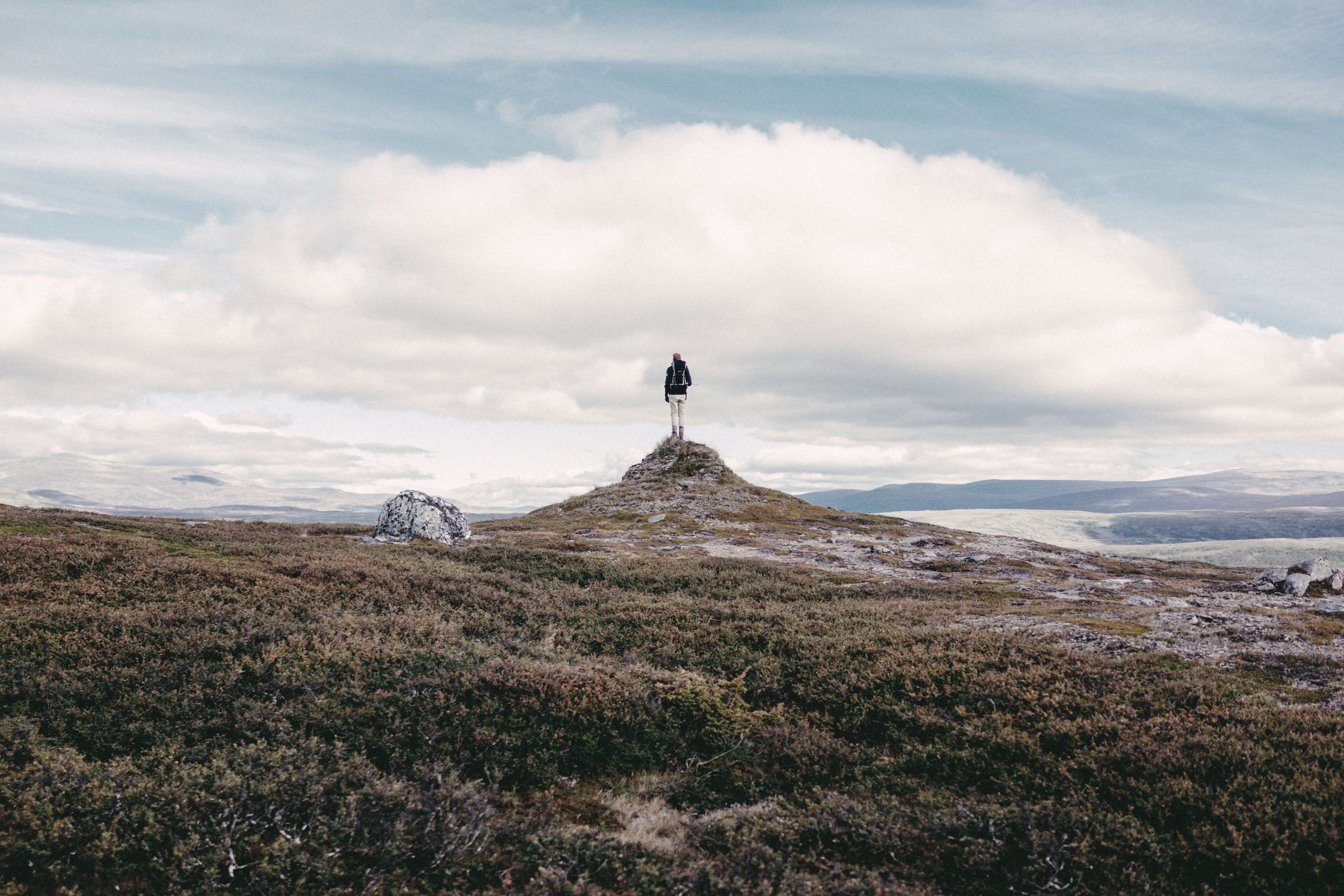 Why Hiking is Good for Your Body, Mind & Soul
